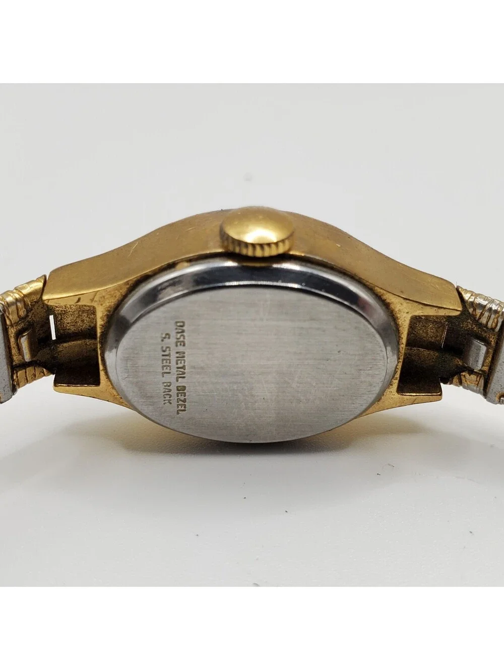 Vintage Timex Mechanical Womens Watch  Gold Tone 17mm For Parts Or Repair